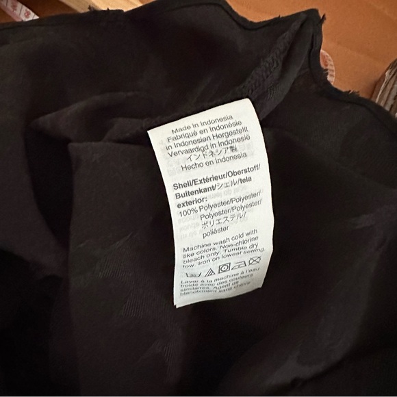 Madewell Black Floral Jacquard Side-Tie Wrap Top - Picture 8 of 10